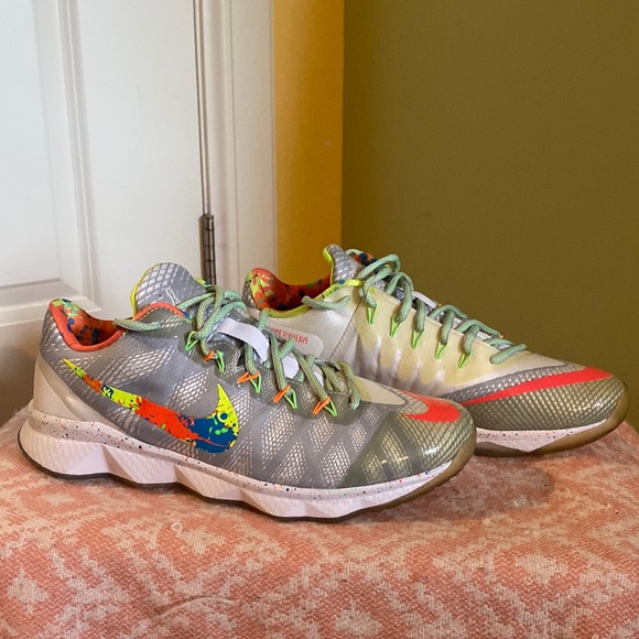 Nike CJ3 flyweave trainer paintball - size 8 (mens) - Picture 2 of 9